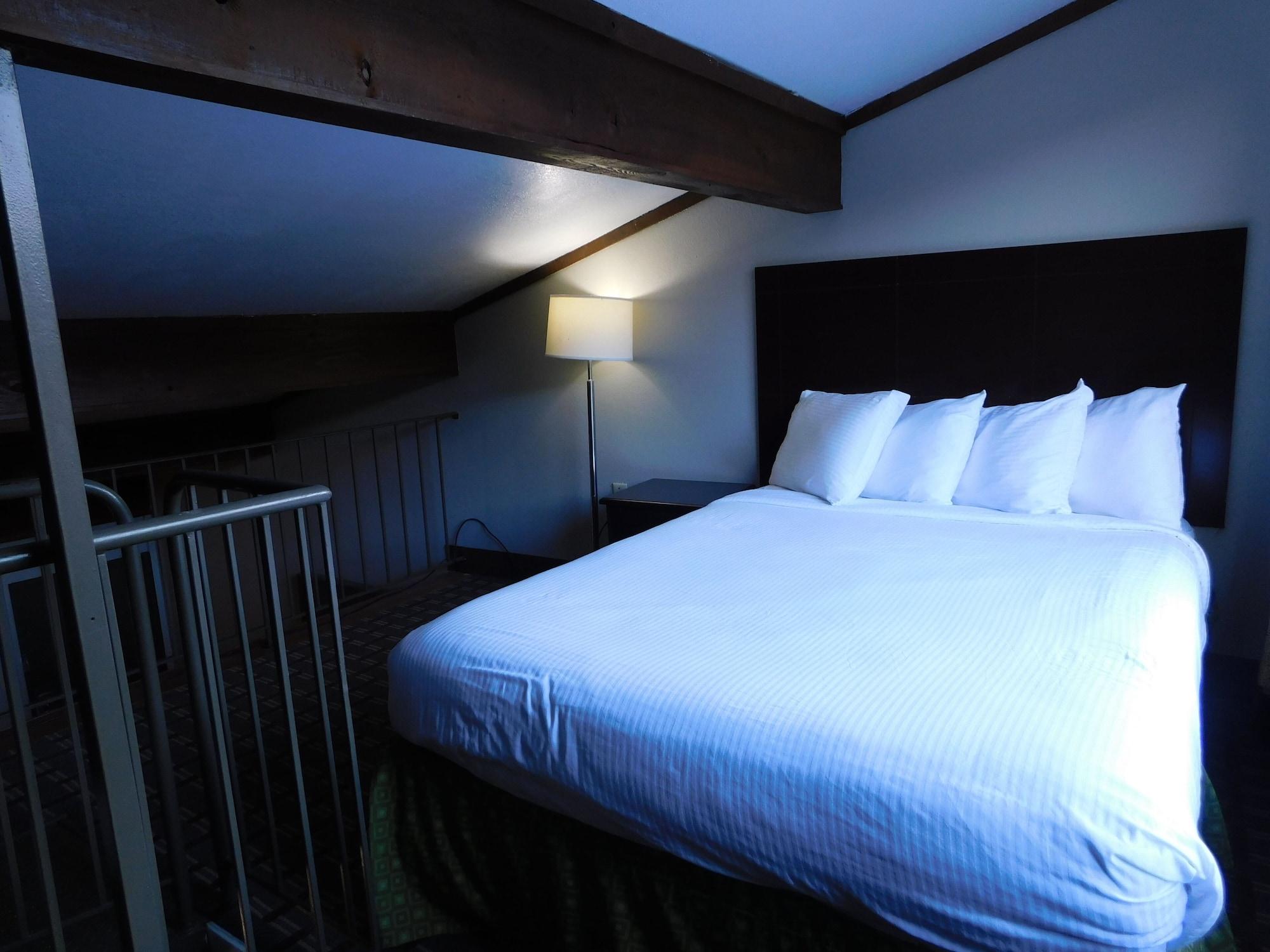 Days Inn & Suites By Wyndham Downtown Gatlinburg Parkway מראה חיצוני תמונה