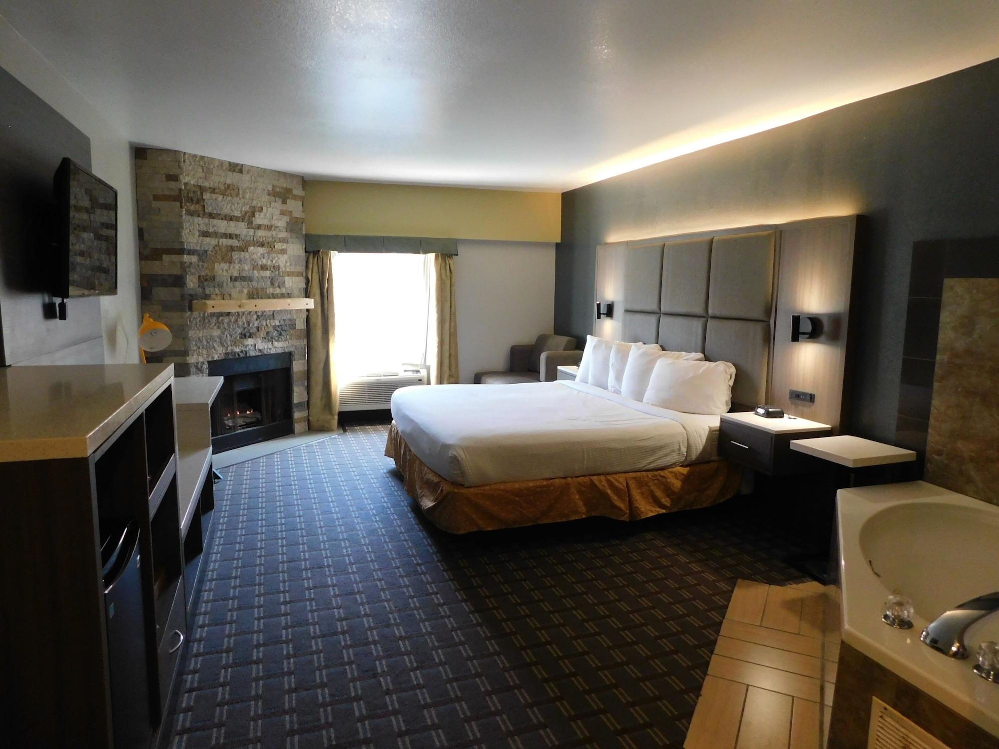 Days Inn & Suites By Wyndham Downtown Gatlinburg Parkway מראה חיצוני תמונה