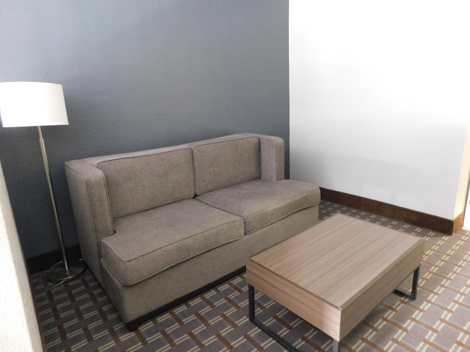 Days Inn & Suites By Wyndham Downtown Gatlinburg Parkway מראה חיצוני תמונה